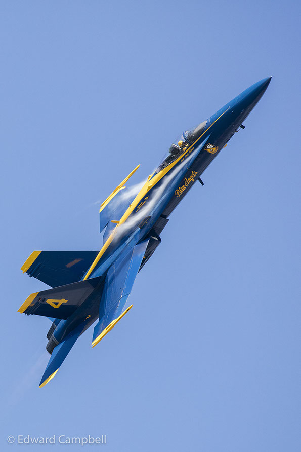 Lcdr. Andy Talbott doing a high G maneuver as U.S. Navy Blue Angels perform at the 2016 Cleveland National Air Show.